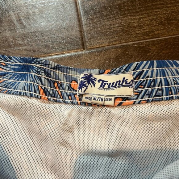 TRUNKS surf & swim mens XL x-large lined swim trunks orange & blue floral - Picture 2 of 3